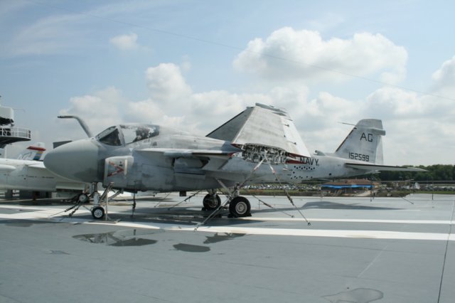 ussyorktown19.jpg