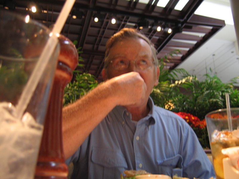 lunchatoldebbittgrill4.jpg