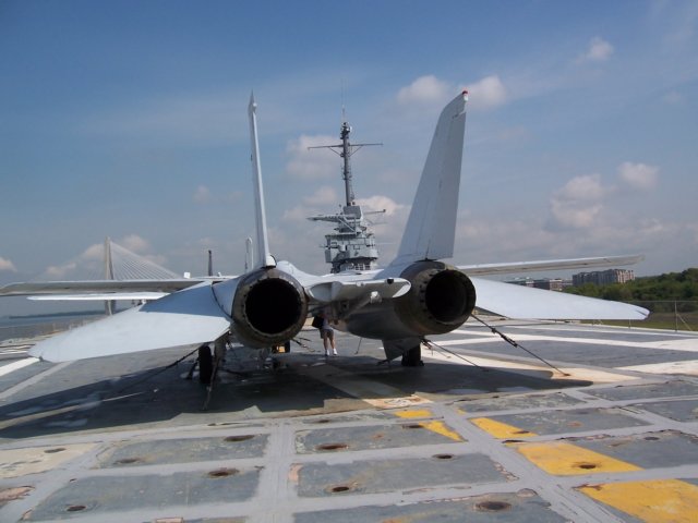 ussyorktown17.jpg