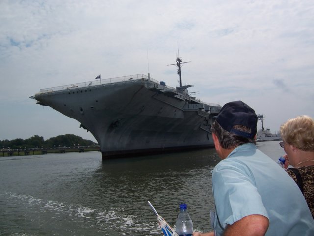 ussyorktown29.jpg