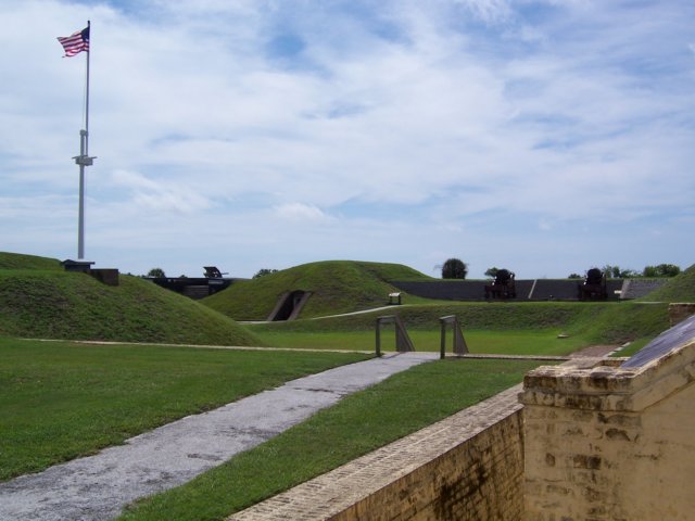 ftmoultrie16.jpg