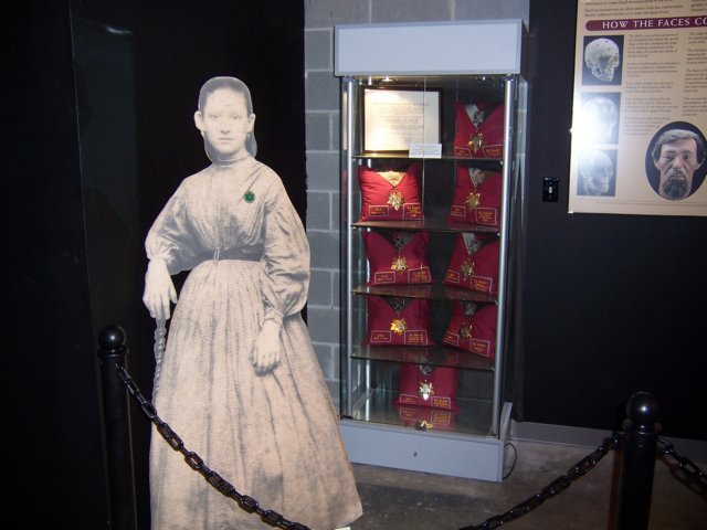 usshunleyexhibit4.jpg