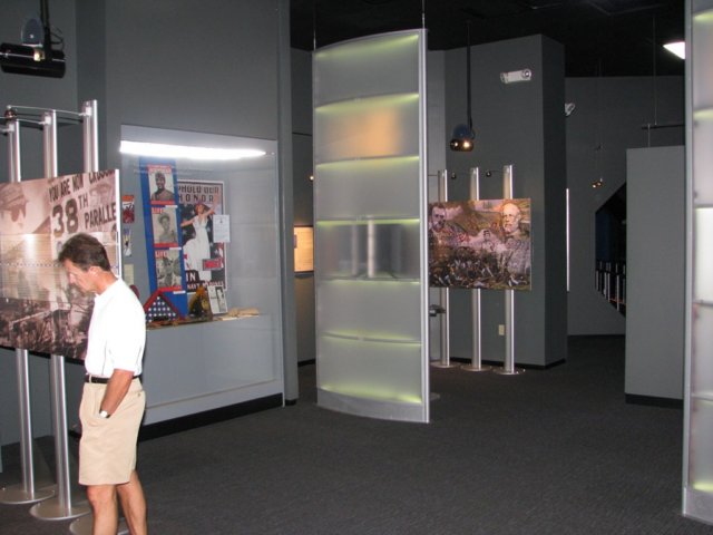 ussyorktown11.jpg