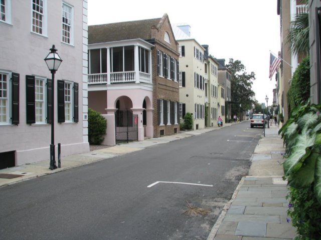 charlestonhistoricdistrict2.jpg